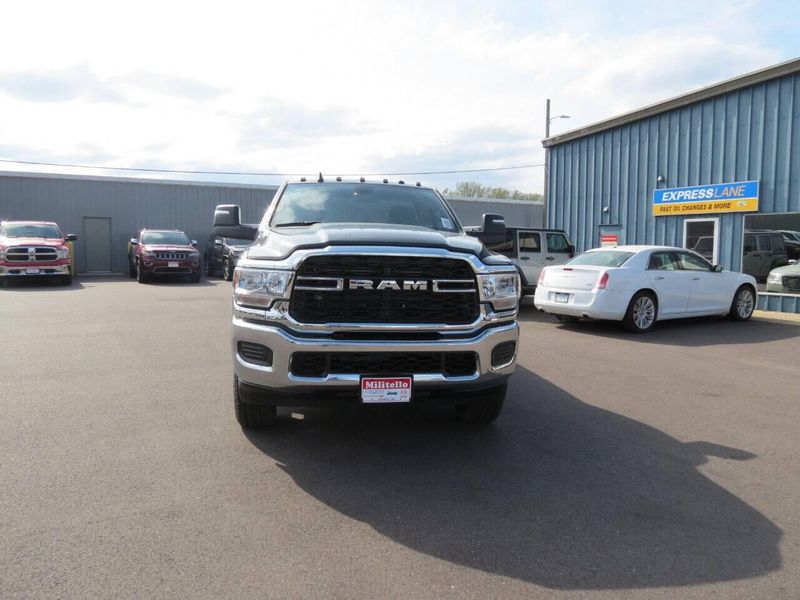 New 2024 RAM 2500 Tradesman Regular Cab 4x4 8
