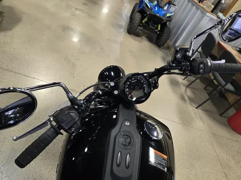 New 2025 Indian Motorcycle SCOUT SIXTY BOBBER LIMITED BLACK METALLIC Image 14