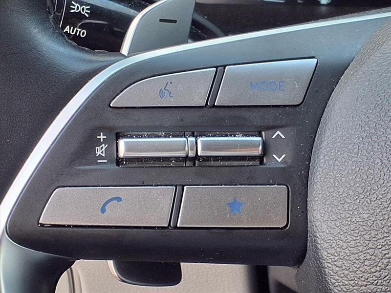 Used 2025 Hyundai Palisade SELImage 16