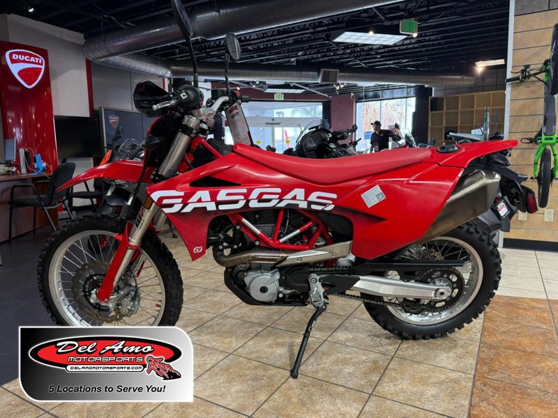 Used 2023 Other ES 700 Image 1