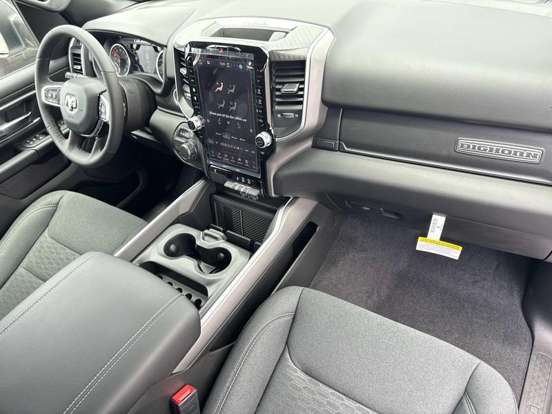 New 2026 RAM 1500 Big Horn Crew Cab 4x2 5'7' Box