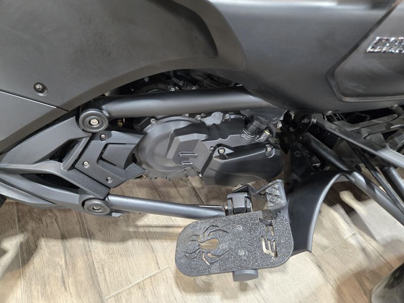USED 2018 CAN-AM SPYDER F3T Image 14