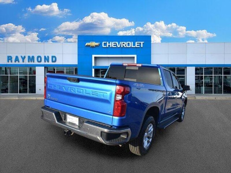Used 2022 Chevrolet Silverado 1500 LTImage 3