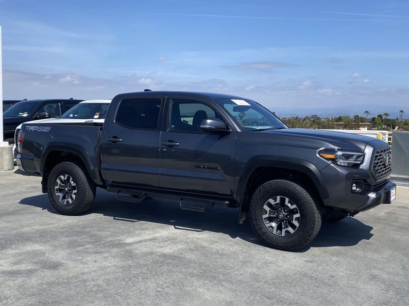 2023 Toyota Tacoma TRD Off-RoadImage 2