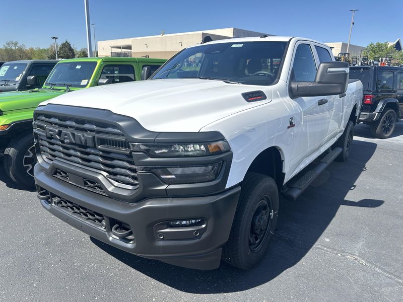 New 2025 RAM 2500 Tradesman Crew Cab 4x4 6