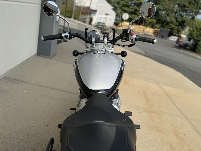 2024 Royal Enfield SUPER METEOR 650Image 5