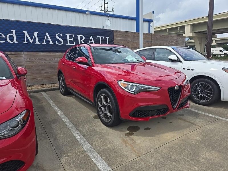 2022 Alfa Romeo Stelvio SprintImage 2