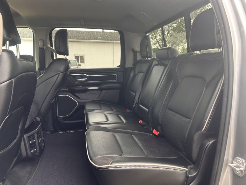 2022 RAM 1500 LaramieImage 14