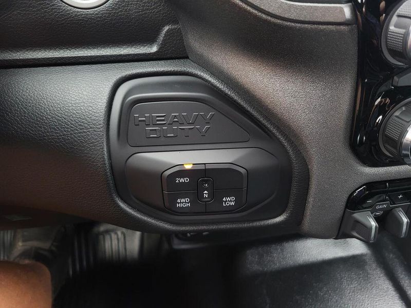 2025 RAM 2500 Tradesman Crew Cab 4x4 6