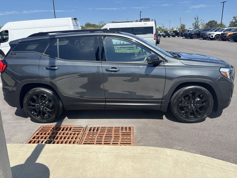 Used 2020 GMC Terrain SLEImage 6