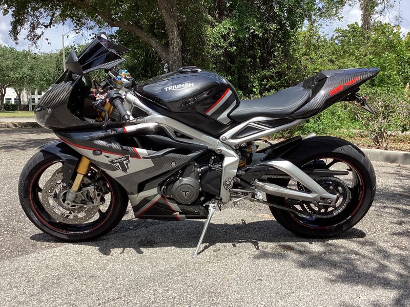 2020 Triumph DAYTONA 765 MOTO 2 LIMITED 