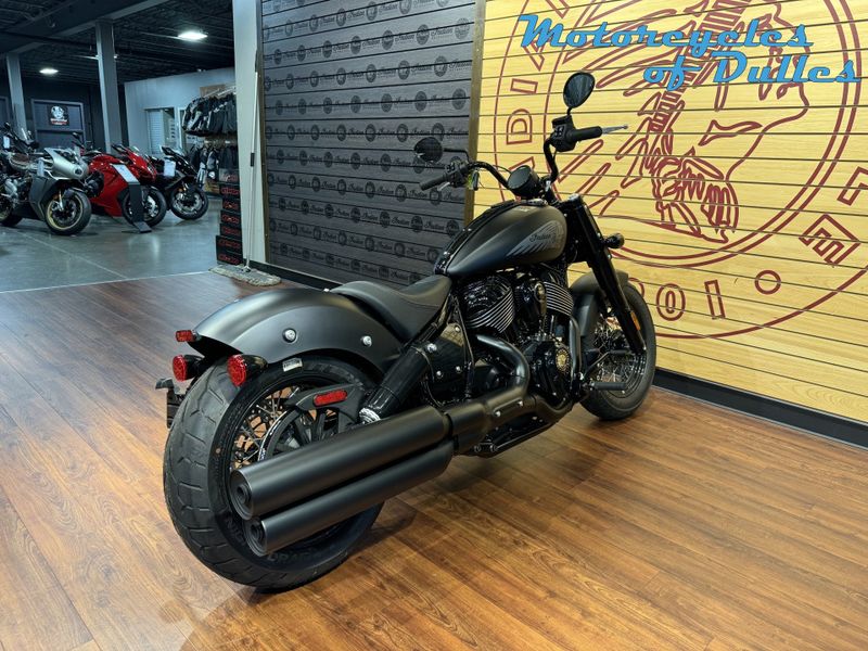 2024 Indian Motorcycle Chief Bobber Dark Horse Image 8