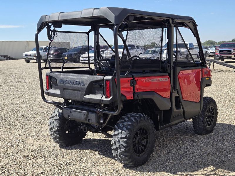 New 2026 Honda PIONEER 10005 DELUXE 