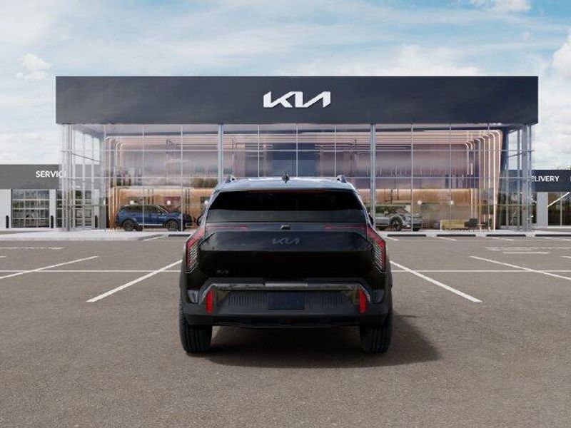 New 2027 Kia EV3 LandImage 6