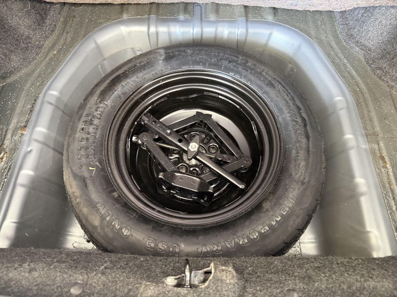 Used 2008 Chrysler Sebring TouringImage 6