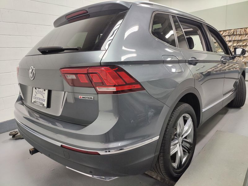 2019 Volkswagen Tiguan SEL Premium AWD w/Sunroof/NavImage 13