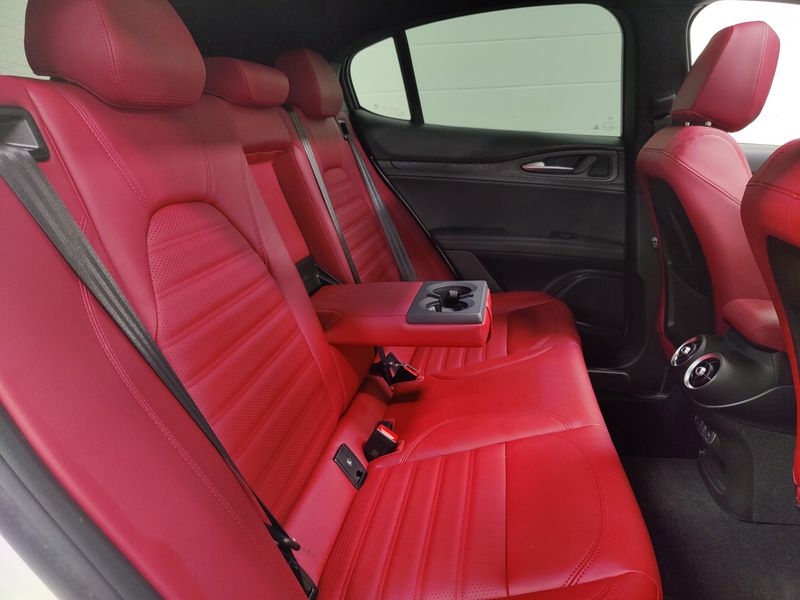 Used 2024 Alfa Romeo Stelvio Sprint AWD w/Sunroof/NavImage 19