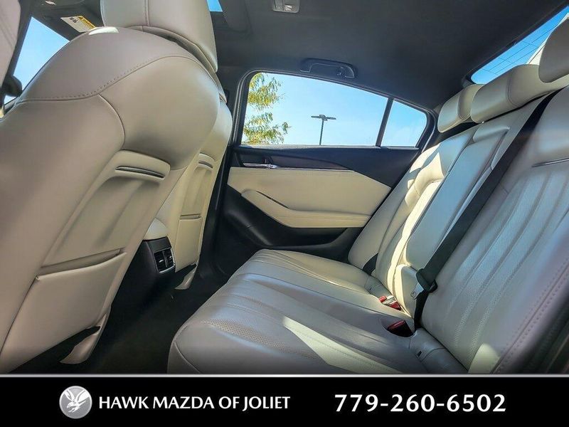 2020 Mazda Mazda6 Signature photo 8