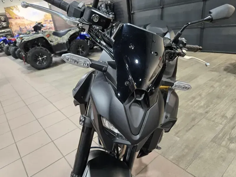 NEW 2026 KAWASAKI Z900 ABS Image 3