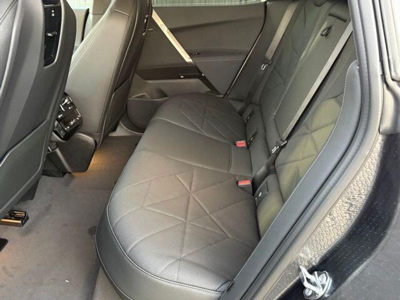 New 2026 BMW iX xDrive45Image 25