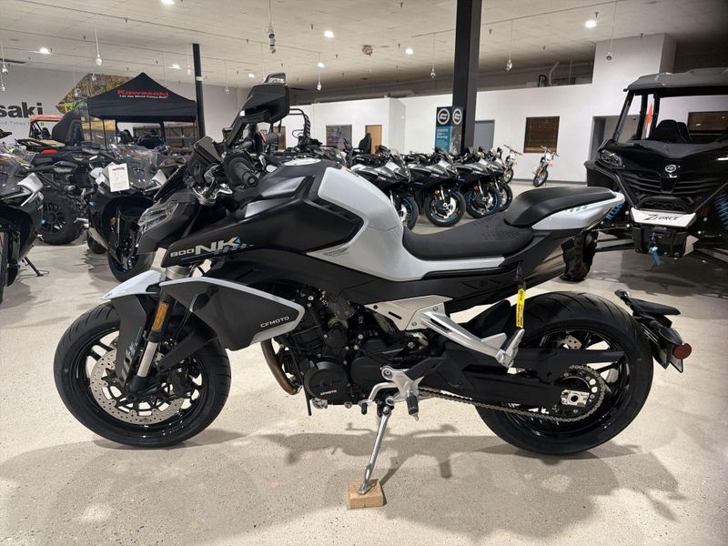 New 2026 CFMOTO 800NK Image 15