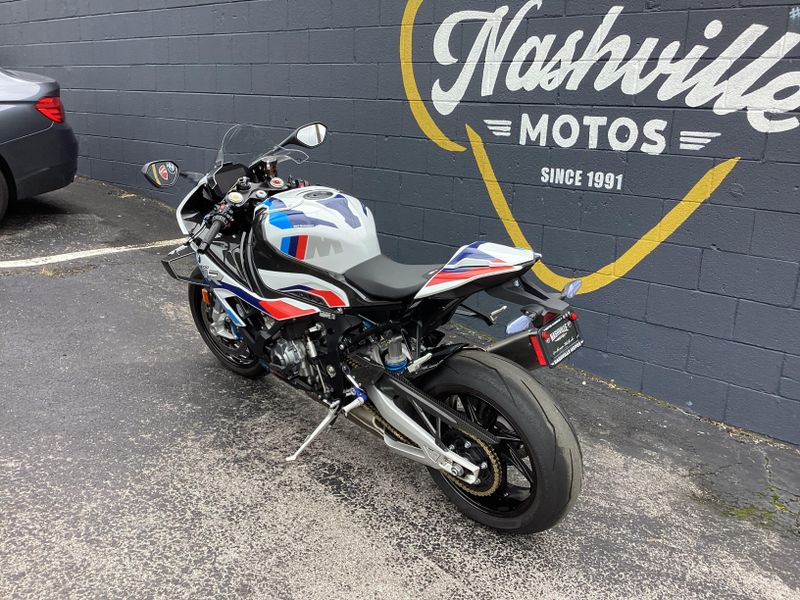 2022 BMW M 1000 RR 