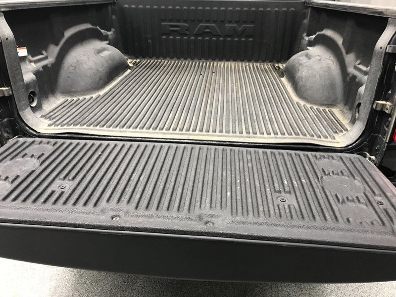 Used 2022 RAM 1500 Big HornImage 18