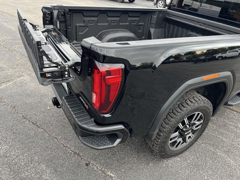 Used 2021 GMC Sierra 2500HD AT4