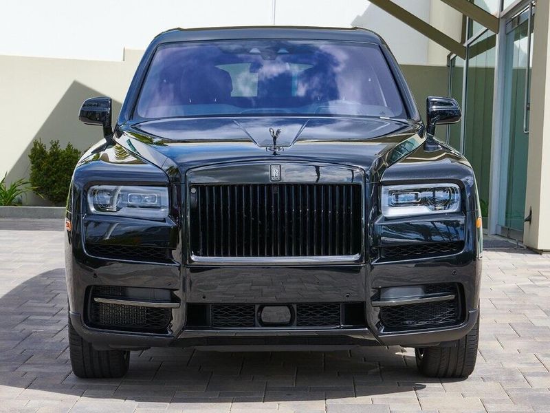 2024 Rolls-Royce Cullinan Image 6