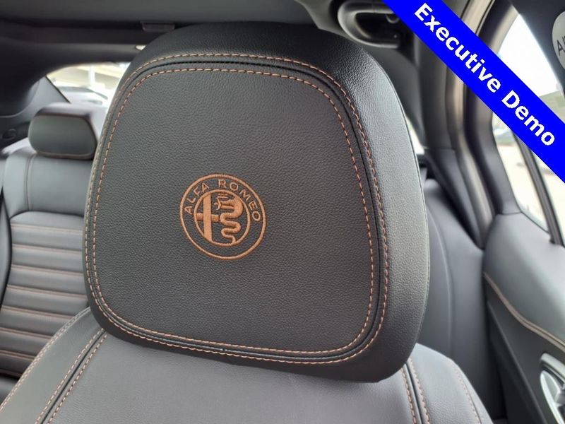 New 2025 Alfa Romeo Giulia Intensa RwdImage 16