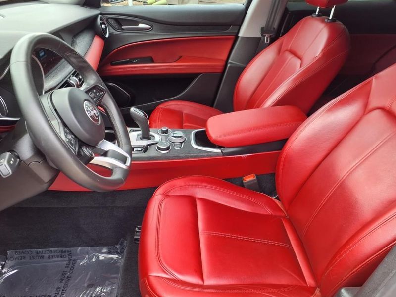2021 Alfa Romeo Stelvio SprintImage 14