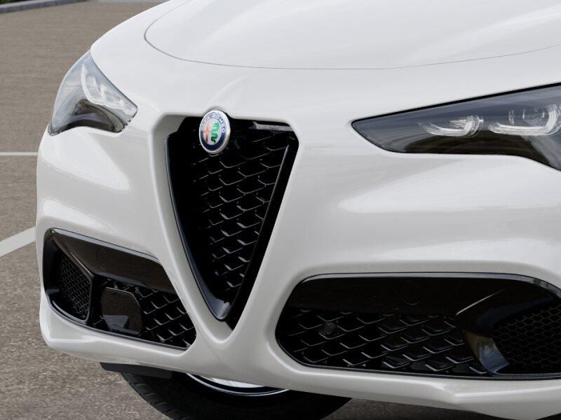 New 2025 Alfa Romeo Stelvio AwdImage 33