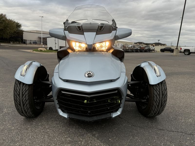 2021 Can-Am RD SPYDER F3 LTD BLUEImage 3