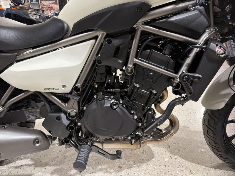 New 2026 Kawasaki ELIMINATOR ABS Image 20