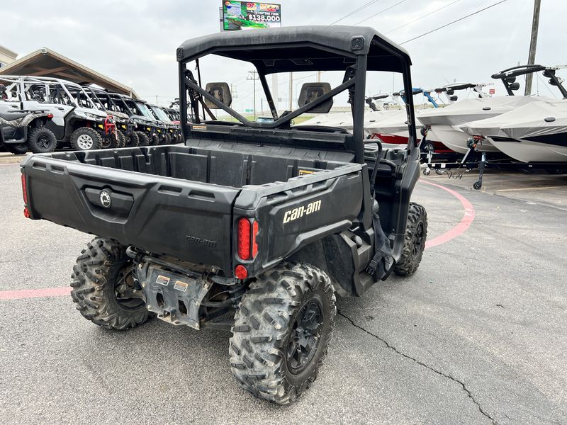 2019 Can-Am DEFENDER DPS HD8Image 3