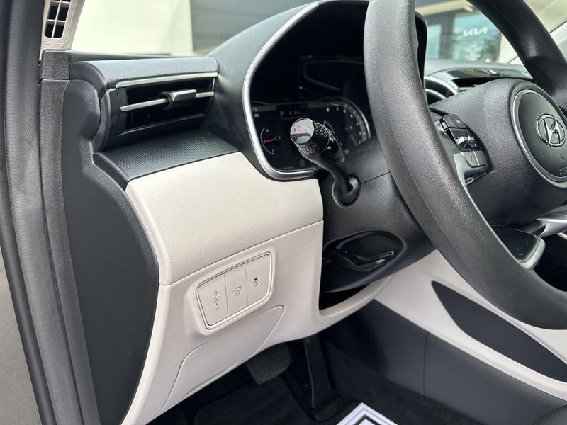 Used 2023 Hyundai Tucson SELImage 31