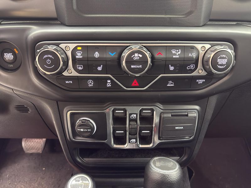 Used 2022 Jeep Wrangler Unlimited WillysImage 11