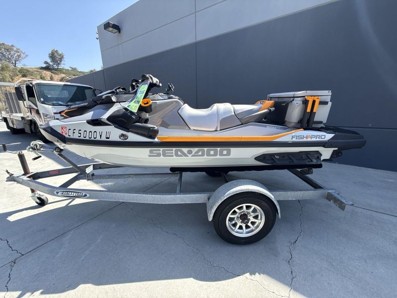 Used 2023 Sea-Doo FISH PRO TROPHY 170 Image 12