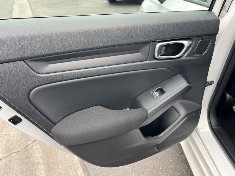 Used 2023 Honda Civic Sedan SportImage 17