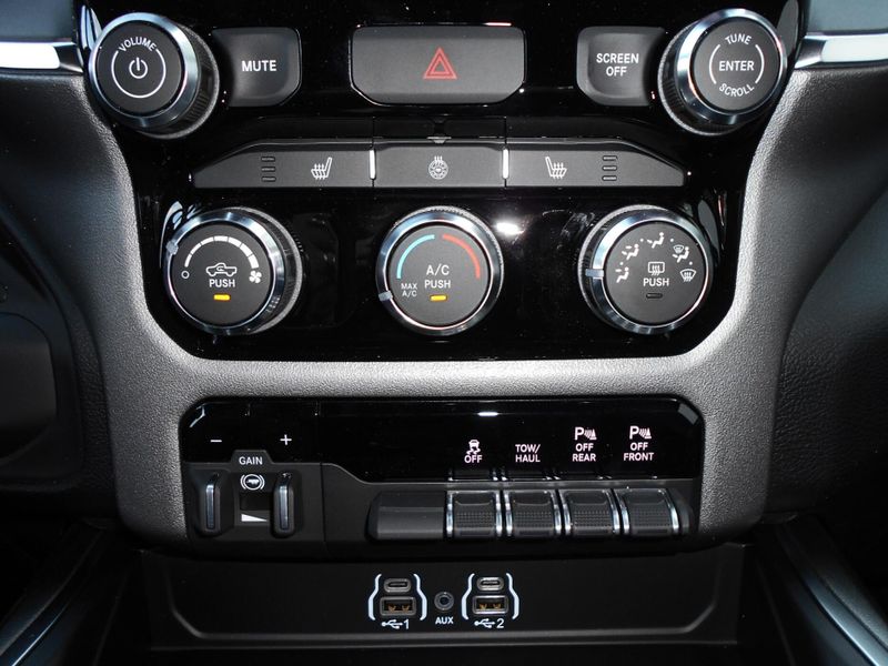 New 2025 RAM 2500 Big Horn Crew Cab 4x4 6