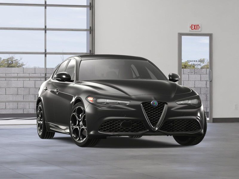 New 2025 Alfa Romeo Giulia AwdImage 29