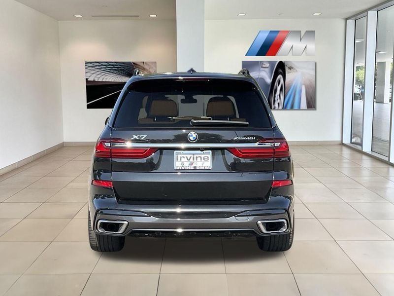 2022 BMW X7 xDrive40iImage 6