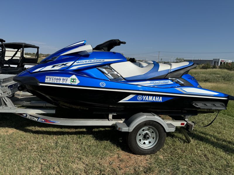 2017 Yamaha FX SVHO AZURE BLUE Image 1