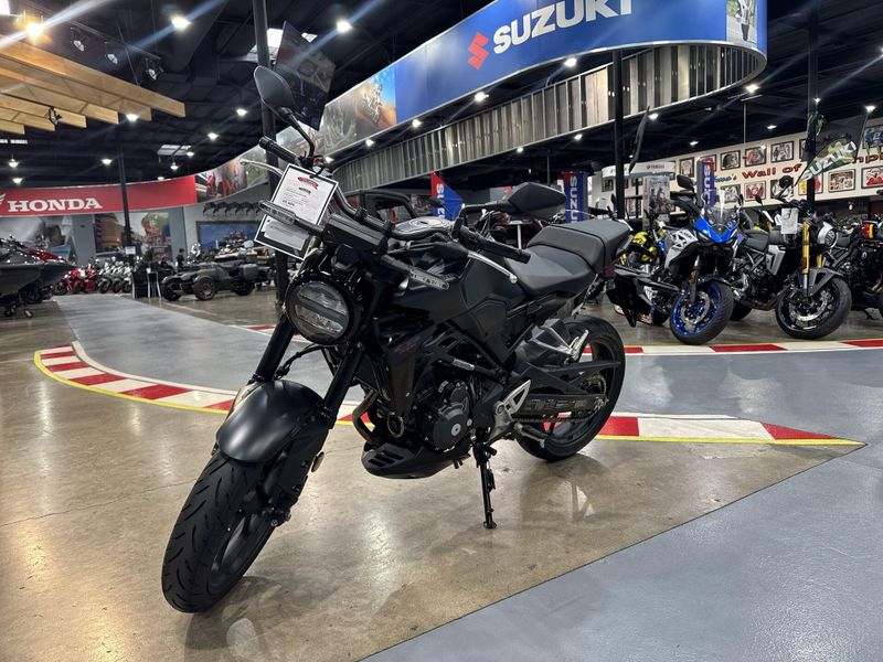 Used 2025 Honda CB300R ABS Image 10