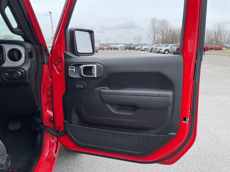 2024 Jeep Wrangler Unlimited Sport RHD photo 9