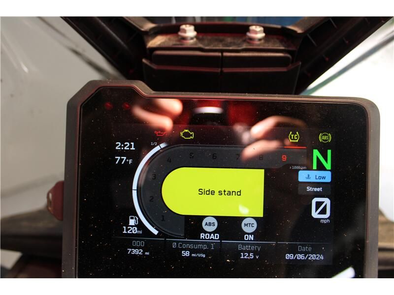 2023 KTM 890 AdventureImage 5