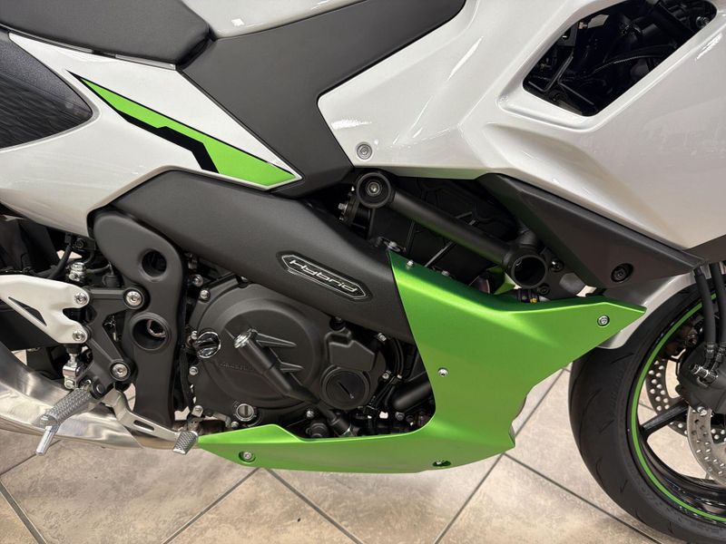 New 2024 Kawasaki NINJA 7 HYBRID ABS Image 20