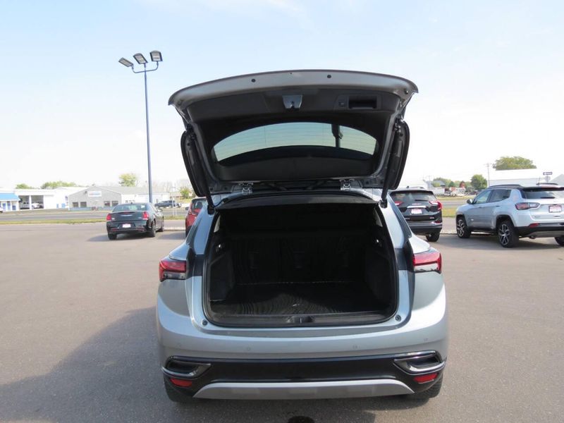 Used 2023 Buick Envision Essence AWD 4dr CrossoverImage 24