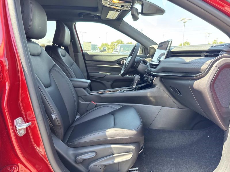 New 2026 Jeep Compass Limited Altitude 4x4