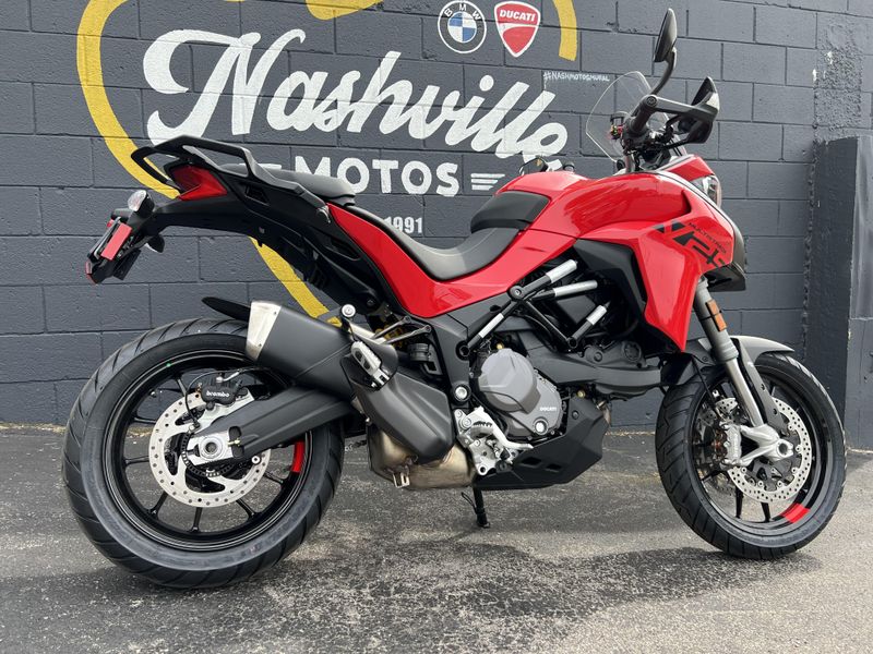 2024 Ducati Multistrada V2S 